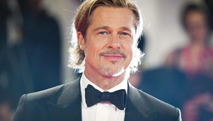 Brad Pitt, merakla beklenen yeni filmi Babylon’un setinde görüntülendi