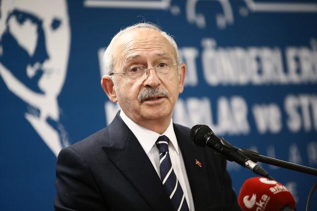 AA-20221019-29196442-29196431-CHP_GENEL_BASKANI_KEMAL_KILICDAROGLU_OSMANIYEDE (1)