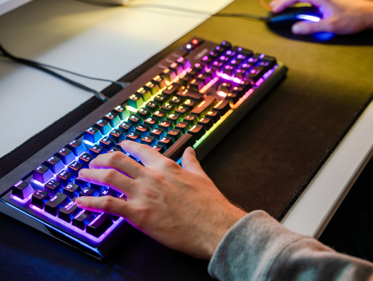 Uzun ömürlü ve kullanışlı! İşte gamerların gözdesi 2022'nin en iyi klavyeleri