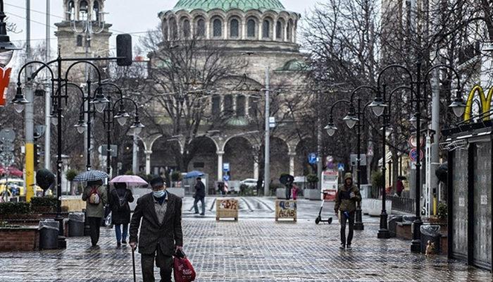 Komşuda kriz çıktı! 'Ülke nüfusu eriyor'