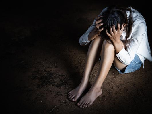 14 yaşındaki kıza 11 kişi tecavüz etti! Yetmedi diri diri yakıldı