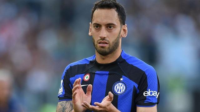 hakan-calhanoglu-inter-aa-2043519