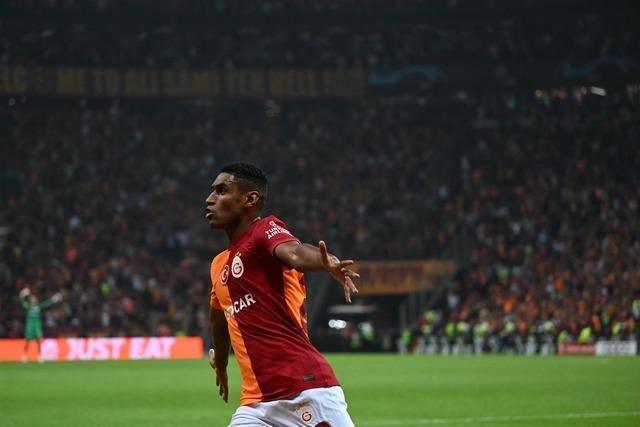 AA-20230920-32202604-32202599-GALATASARAYKOPENHAG (Large)