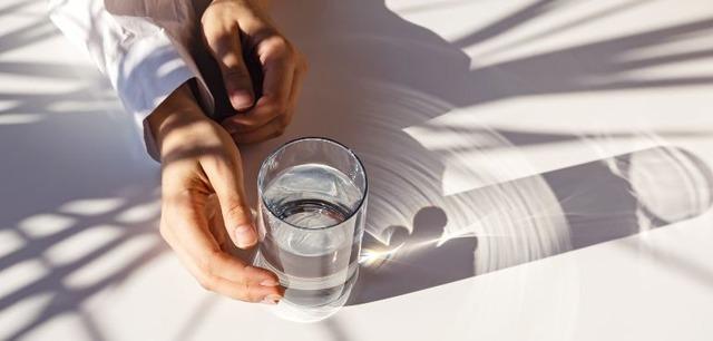 What-You-Should-Know-About-Drinking-Water-Aesthetics-770x367