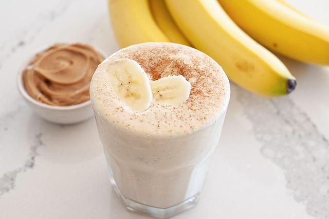 Simply-Recipes-Peanut-Butter-Banana-Smoothie-LEAD-4_RECIRC-af849a5c756143aa88c80b727a44cbaf