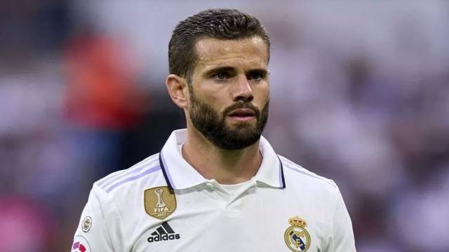 galatasaray-real-madrid-in-yildizi-nacho-fernandez-i-transfer-listesine-ekledi-1200-395025