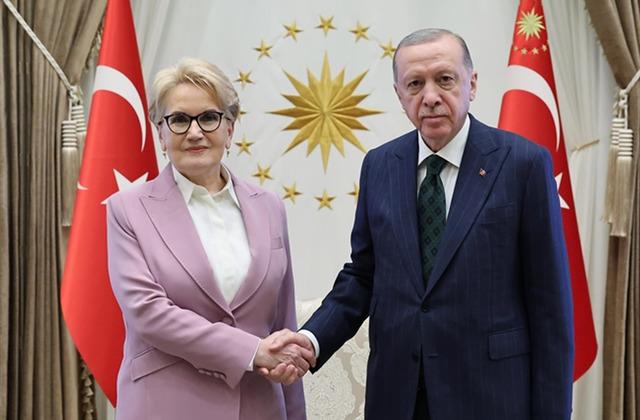 MERAL-AKŞENER1