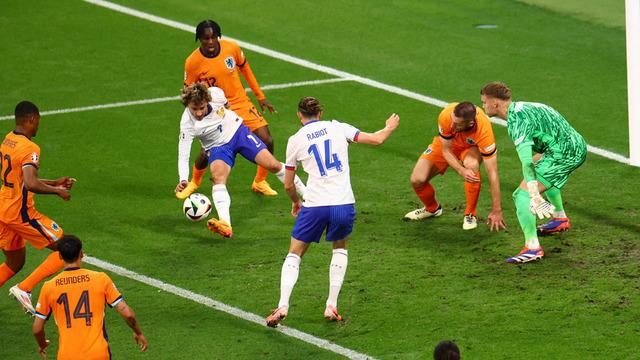 Fransa-Hollanda maçı golsüz eşitlikle sona erdi!