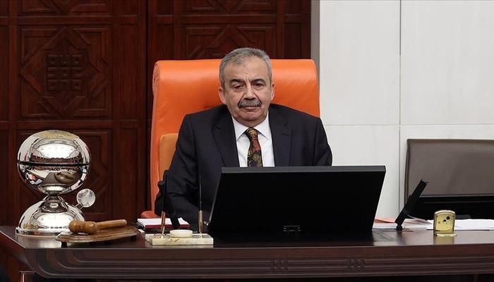 Kalp krizi geçiren Sırrı Süreyya Önder hastaneye kaldırıldı