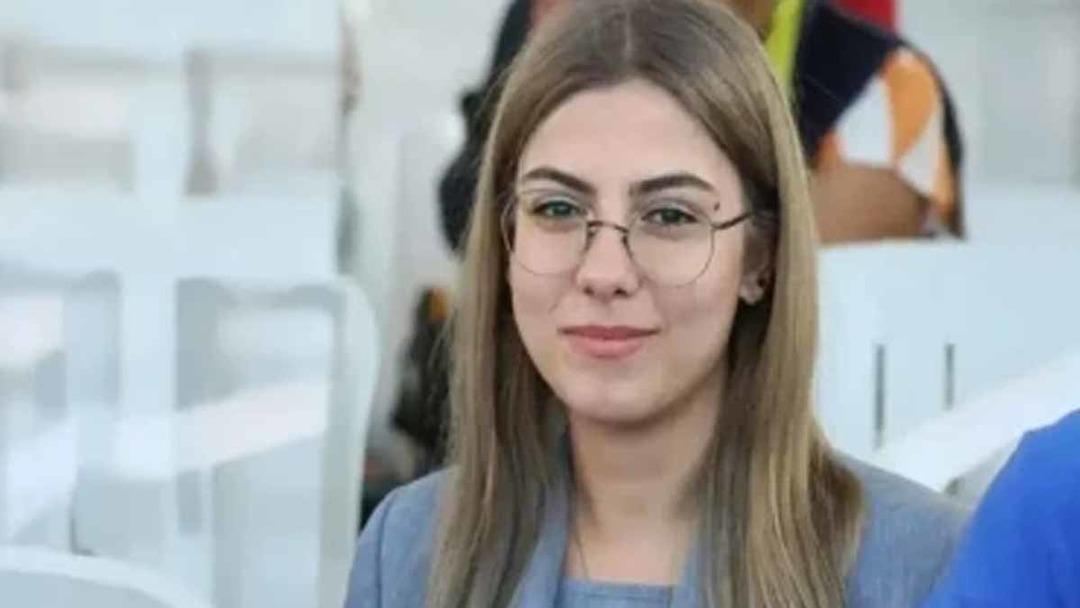Esila Ayık ın bilincini kaybedip hastaneye kaldırıldığı iddia edilmişti! Bakanlıktan açıklama geldi 1