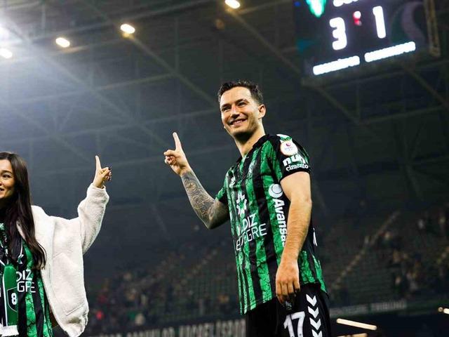 Kocaeli'de Oğulcan'dan taraftarlara özür!
