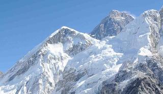 Everest'te kendi rekorunu kırdı! Zirveye 19. kez tırmandı