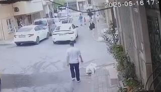 3 yaşındaki çocuğa otomobil çarptı