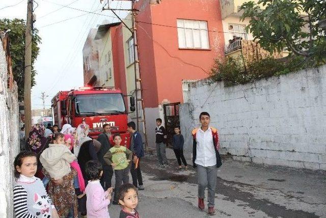 Bodrum Katında Çıkan Yangın Paniğe Neden Oldu